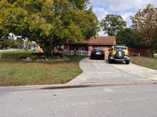 2191 Rainier Rd, Fort Pierce, FL 34952-7652