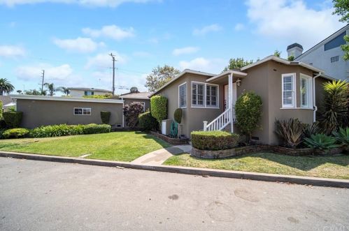 4330 Theresa St, Long Beach CA  90814-1720 exterior