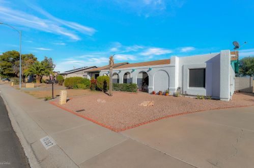 13271 51st Dr, Glendale, AZ 85304-1328