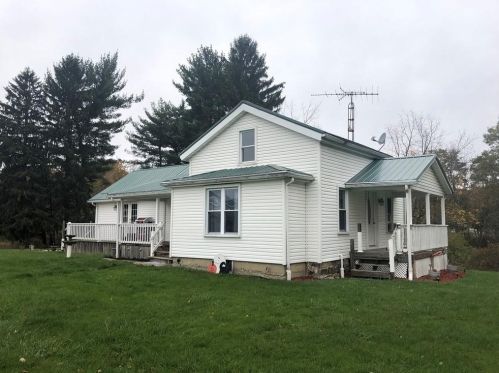 15485 Linesville Rd, Linesville, PA 16424-7515