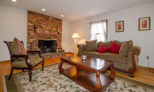 14 Foote Hill Rd, Northford CT  06472-1335 exterior