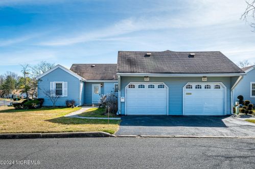 85 Jamestown Rd, East Freehold, NJ 07728-3430