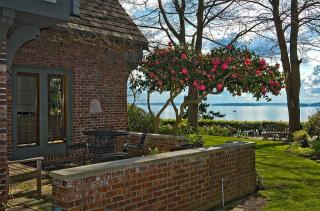 4706 Ruffner St, Seattle WA  98199-1829 exterior