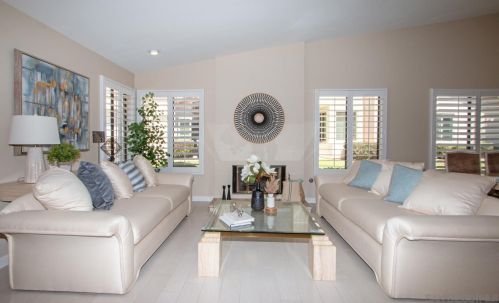 17977 Avenida Alozdra, San Diego CA 92128-1570 exterior