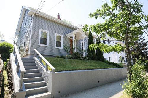 16 Glenbridge Ave, Providence, RI 02909-5006