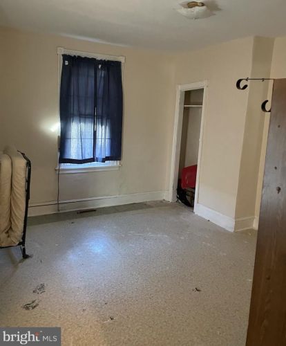 1438 24 St, Philadelphia PA 19130-1913 exterior