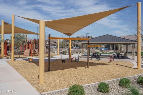 15922 Electra Ln, Sun City AZ 85387-2028 exterior