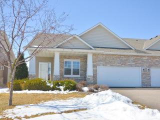 17225 Eagleview Dr, Farmington, MN 55024-7340