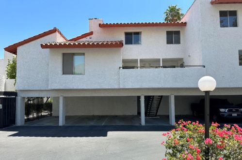280 Avenida Caballeros, Palm Springs CA  92262-6780 exterior