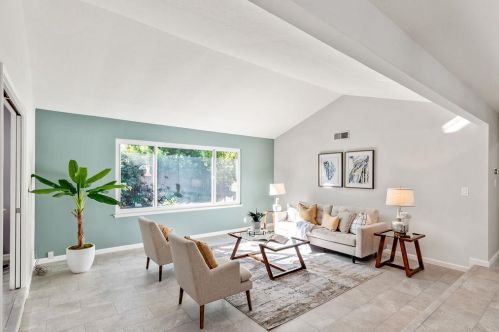 876 Hanover Ave, Sunnyvale, CA 94087-1137