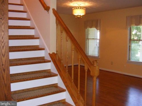 262 Tall Oak Dr, Charles Town WV  25414-5314 exterior