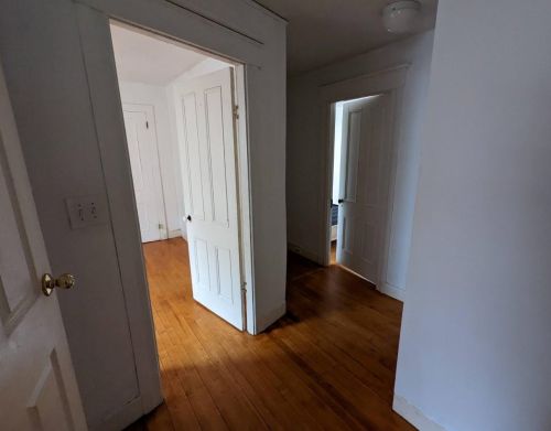 8 Chesterfield Rd, Hinsdale NH  03451-2215 exterior