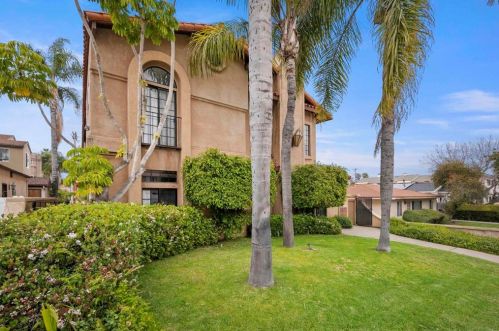 1930 Reed Ave, San Diego, CA 92109-5571