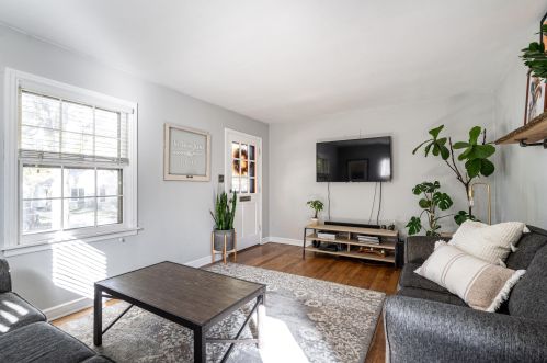 200 79, Milwaukee WI 53219-1707 exterior