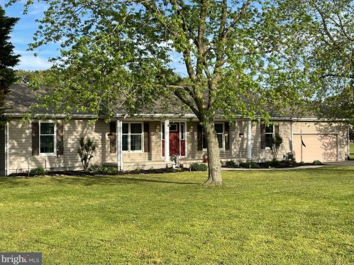 501 Maple St, Slaughter Beach, DE 19963-2375