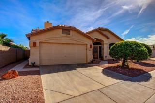 19231 Coyote Lakes Pkwy, Sun City, AZ 85378-2616