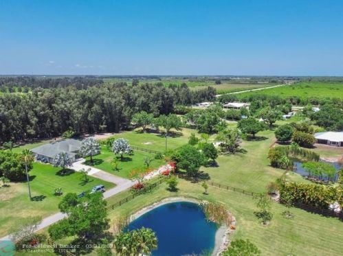 2179 42nd Ct, Vero Beach, FL 32968-7724
