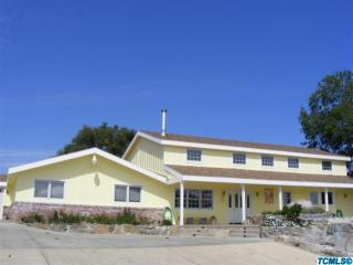 36940 Millwood Dr, Woodlake, CA 93286-9527