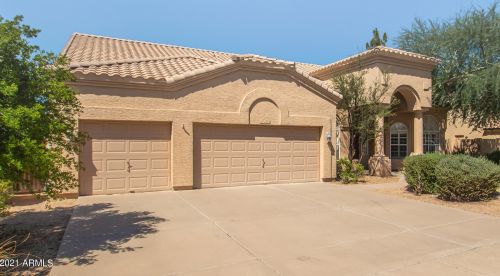 5582 Orchid Ln, Chandler, AZ 85226-1212