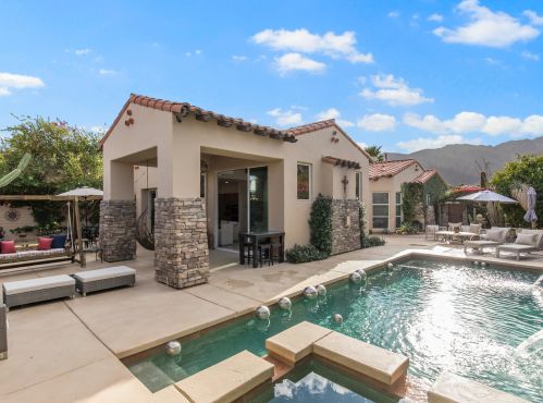 50040 Malaga Ct, La Quinta CA  92253-8918 exterior