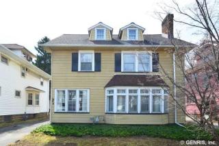 25 Laurelton Rd, Rochester, NY 14609-4218