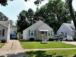 435 Pasadena Blvd, Toledo OH  43612-2520 exterior