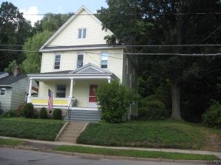 27 Phillips St, West Glenville, NY 12010-1234