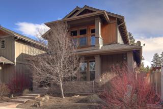 61390 Merriewood Ct, Bend OR  97702-3095 exterior