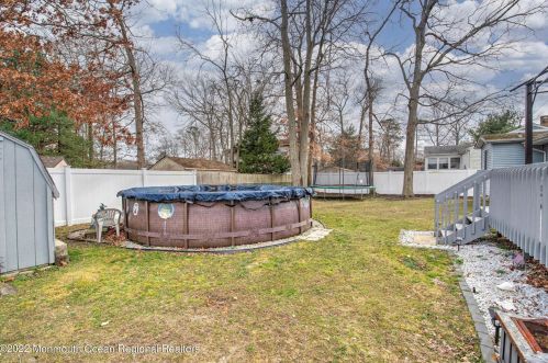 1311 Norwood St, Lacey NJ  08731-4105 exterior