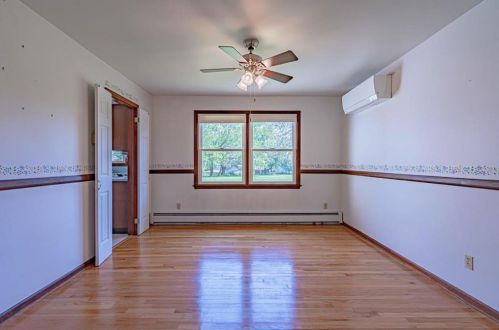 1943 Klines Mill Rd, Breinigsville PA  18031-2230 exterior