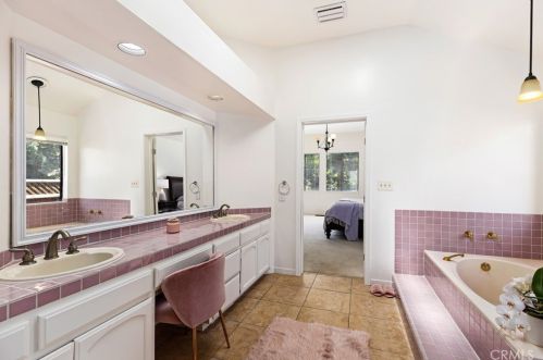 1223 Whispering Oaks Dr, Danville CA  94506-5840 exterior