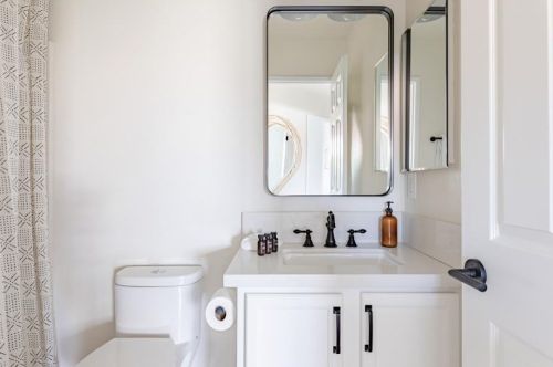 53620 Avenida Alvarado, La Quinta CA  92253-3597 exterior