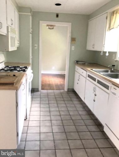 166 Latches Ln, Cynwyd PA exterior