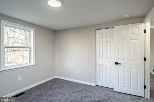 160 Metka Rd, Collegeville PA  19473-1632 exterior