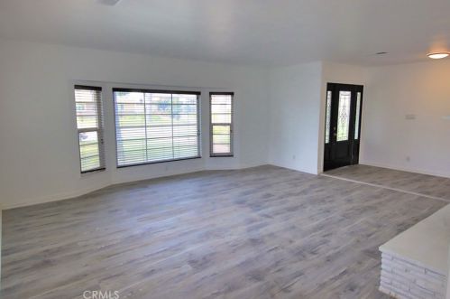 1378 1st Ave, Upland CA  91786-3220 exterior