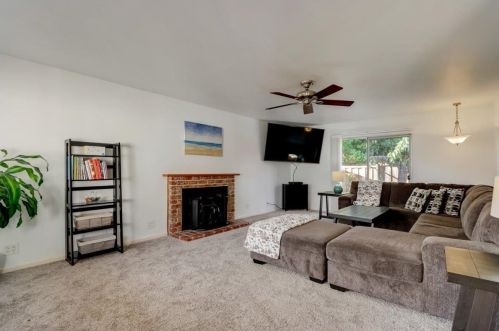 1511 Dennis Ave, Milpitas, CA 95035-4911