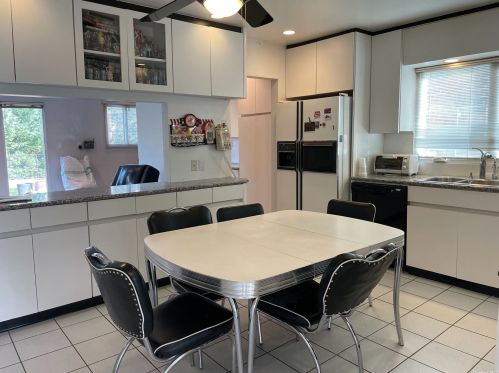 718 Longacre Ave, Woodsburgh NY  11598-2339 exterior