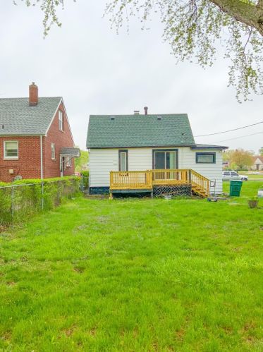 628 Spruce St, Hammond IN  46324-1531 exterior