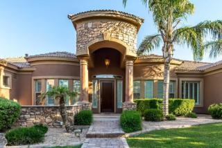 2679 Lynx Pl, Chandler, AZ 85249-5112