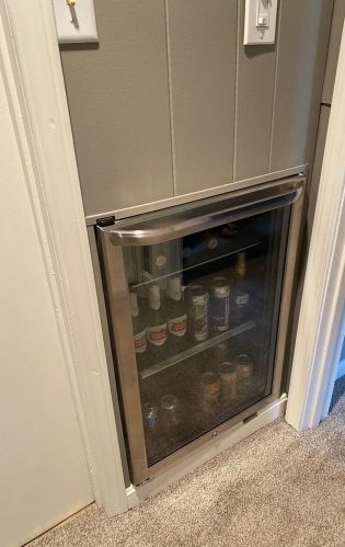 15 Woodbury St, Salem NH  03079-3212 exterior