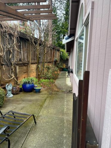 126 Windsor Ln, Grass Valley CA  95949-9564 exterior