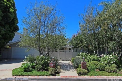 2215 Holly Ln, Newport Beach, CA 92663-5422