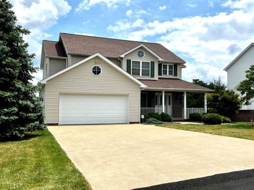 3003 Sierra Ct, Latrobe, PA 15650-4906