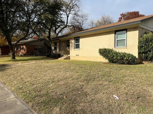 3350 Cromart Ave, Fort Worth, TX 76133-1440