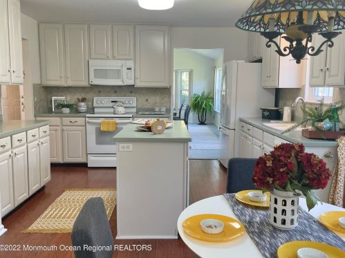 58 Ivy Hill Rd, Lakewood NJ  08701-5772 exterior