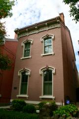 723 Garrard St, Covington, KY 41011-2517