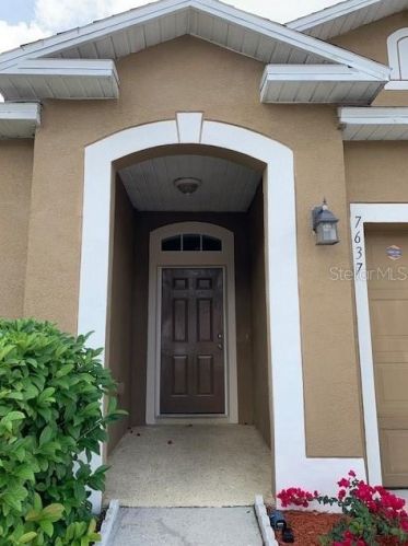 7637 Bear Claw Run, Orlando, FL 32825-3294