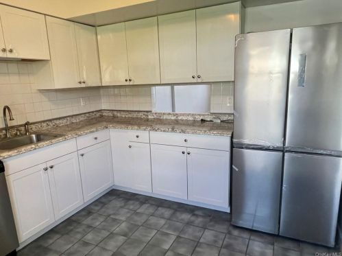 11 Silo Ln, Middletown NY  10940-2603 exterior