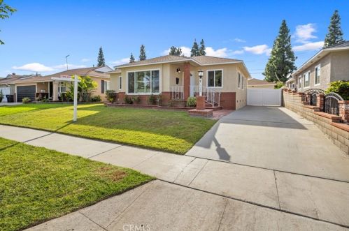 5329 Dunrobin Ave, Lakewood, CA 90713-1401