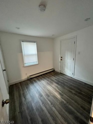 919 Oak St, Roselle NJ  07203-2001 exterior